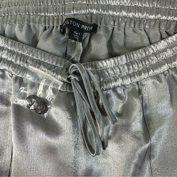 NWOT Boston Proper Silver Elastic Waist Pull-on Pants Straight leg Cargo Pockets - Picture 7 of 15